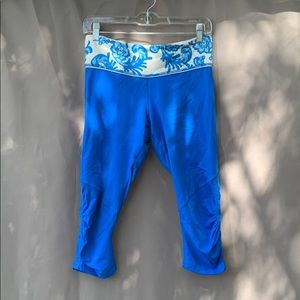 Lululemon blue crop leggings